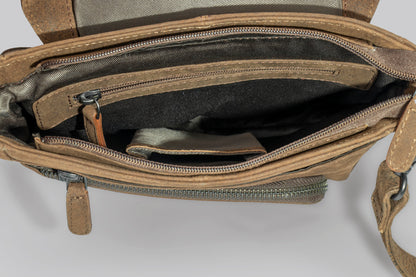 EvoLeather Nomad Messenger Bag